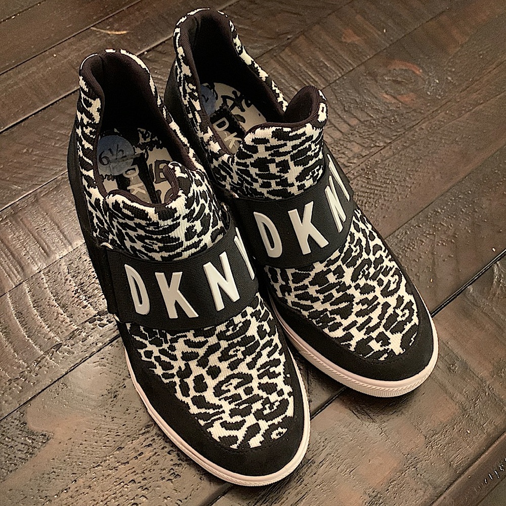 DKNY Wedge Booties !!